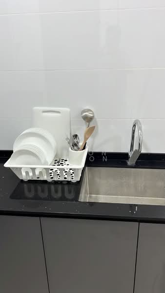 Condominium for Sale at Queens Residences Q2 @ Queens Waterfront - Jason Phoon - Kitchen - PropertyGuru.com.my