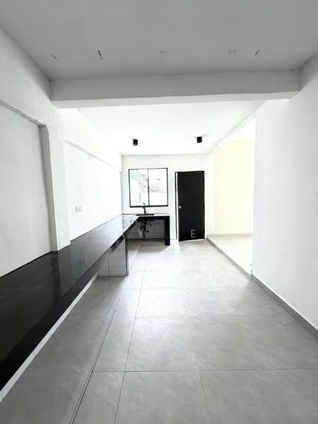 Semi-Detached House for Sale in Taman Megah Ria (Masai) - May Lee - Kitchen - PropertyGuru.com.my