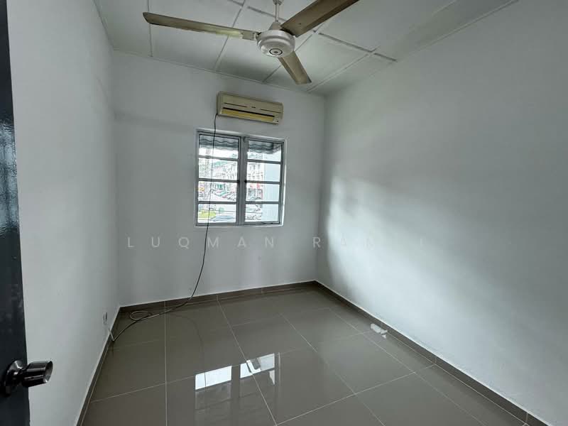 2-storey Terraced House for Sale in Bukit Indah (Ampang) - Luqman Ramli - Interior - PropertyGuru.com.my