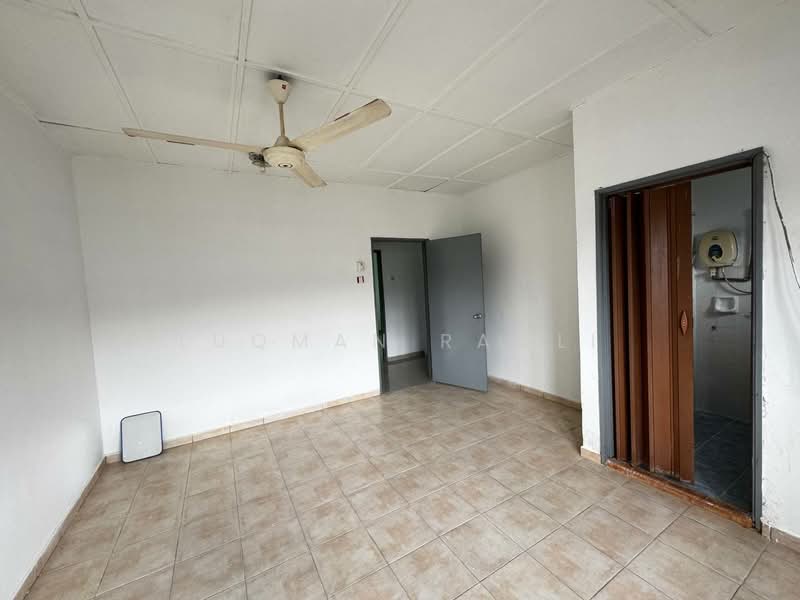 2-storey Terraced House for Sale in Bukit Indah (Ampang) - Luqman Ramli - Interior - PropertyGuru.com.my