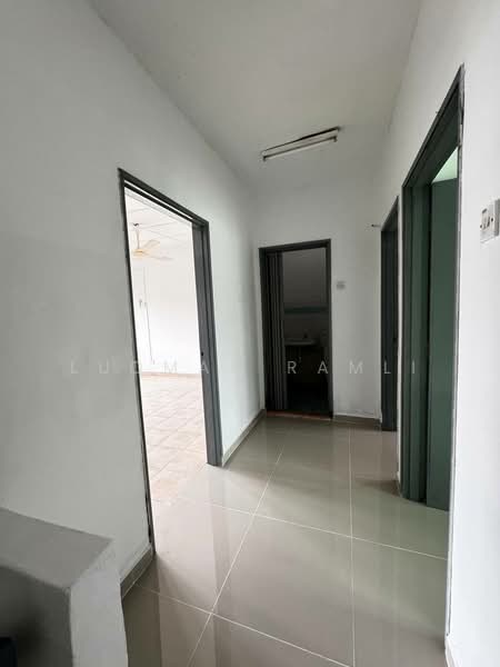 2-storey Terraced House for Sale in Bukit Indah (Ampang) - Luqman Ramli - Corridor - PropertyGuru.com.my