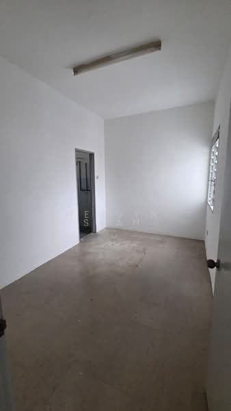Condominium for Sale at Edgecumbe Court - Mervyn Seah - Interior - PropertyGuru.com.my