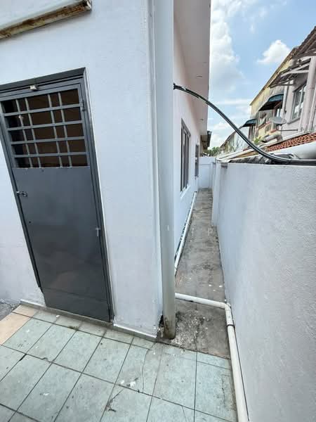 Bungalow for Sale in Rawang (Selangor) - Tom Yip - Exterior - PropertyGuru.com.my