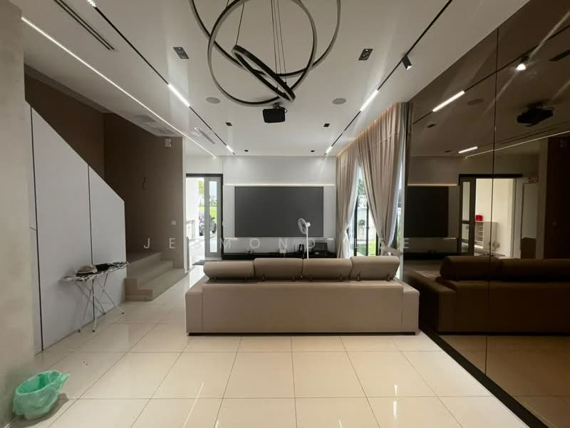 2-storey Terraced House for Sale in Taman Ekoflora (Johor Bahru) - Jesmond Lee - Living Room - PropertyGuru.com.my