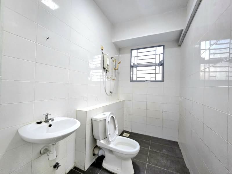 Rumah Teres 3 Tingkat untuk Dijual di Kajang (Selangor) - Syafiqah Sohaimi - PropertyGuru.com.my