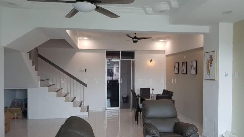 Rumah Bandar untuk Dijual di Sungai Ara (Penang) - Mervyn Seah - Living Room - PropertyGuru.com.my