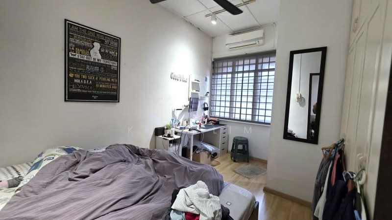 2-storey Terraced House for Sale in Taman Perling (Perling) - Karl Lim - Bedroom - PropertyGuru.com.my