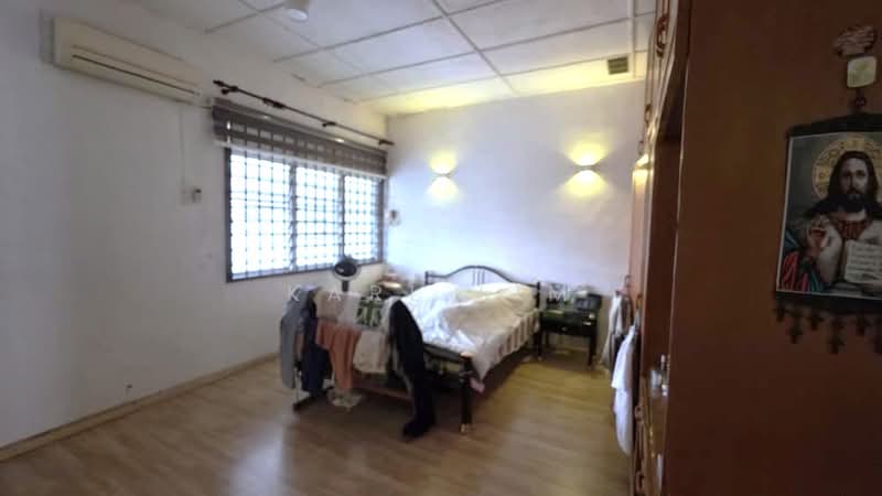 2-storey Terraced House for Sale in Taman Perling (Perling) - Karl Lim - Bedroom - PropertyGuru.com.my