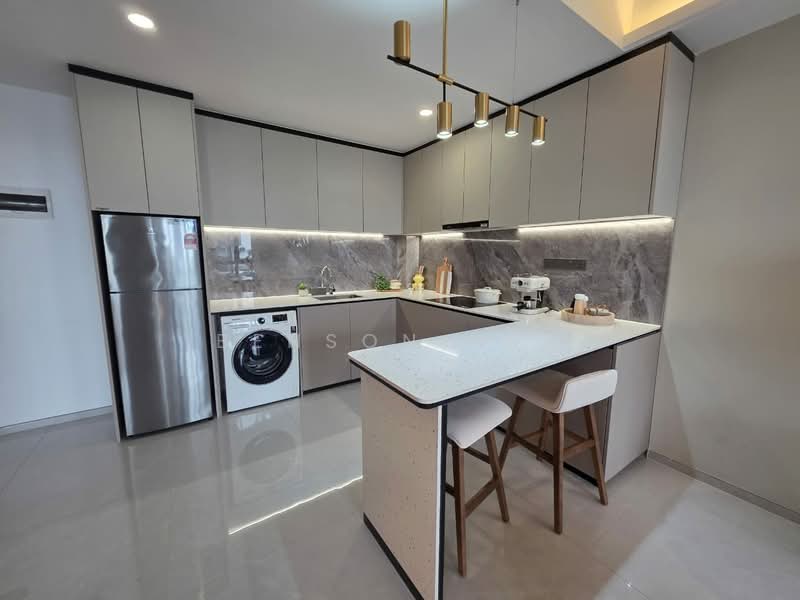 Pangsapuri untuk Dijual di R&F Princess Cove Phase 3-New Casa Suites - Benson NEC - Kitchen - PropertyGuru.com.my
