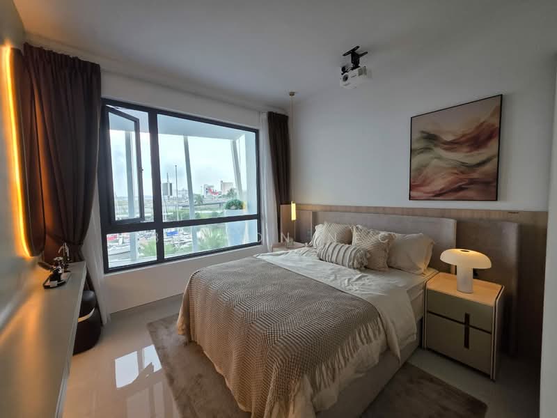 Pangsapuri untuk Dijual di R&F Princess Cove Phase 3-New Casa Suites - Benson NEC - Bedroom - PropertyGuru.com.my