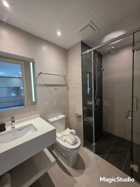 Pangsapuri untuk Dijual di R&F Princess Cove Phase 3-New Casa Suites - Benson NEC - Bathroom - PropertyGuru.com.my