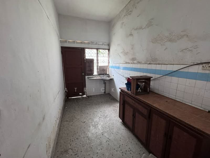 2-storey Terraced House for Sale in Johor Bahru (Johor) - Patrick Lai - Kitchen - PropertyGuru.com.my