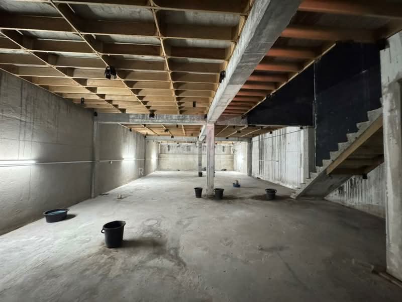 Warehouse for Sale in Bandar Bukit Beruntung (Bukit Beruntung) - Tris Jong - Basement - PropertyGuru.com.my
