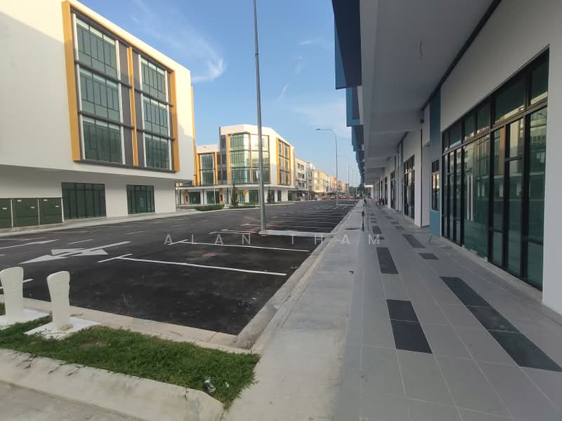 Kedai / Pejabat untuk Disewa di Bandar Baru Permas Jaya (Permas Jaya) - Alan Tham - PropertyGuru.com.my