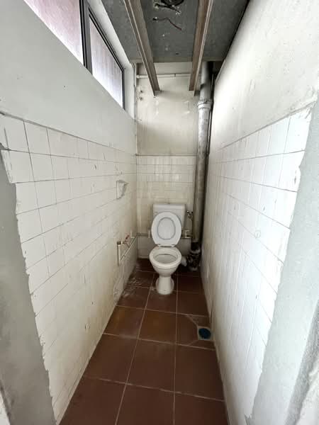 Shop / Office for Rent in Kampung Baru (Bukit Mertajam) - Angeline Tio - Bathroom - PropertyGuru.com.my