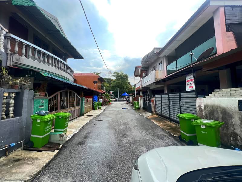 2-storey Terraced House for Sale in Batu Caves (Kuala Lumpur) - Umies Kalthum - Exterior - PropertyGuru.com.my