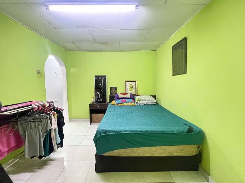 2-storey Terraced House for Sale in Batu Caves (Kuala Lumpur) - Umies Kalthum - Bedroom - PropertyGuru.com.my