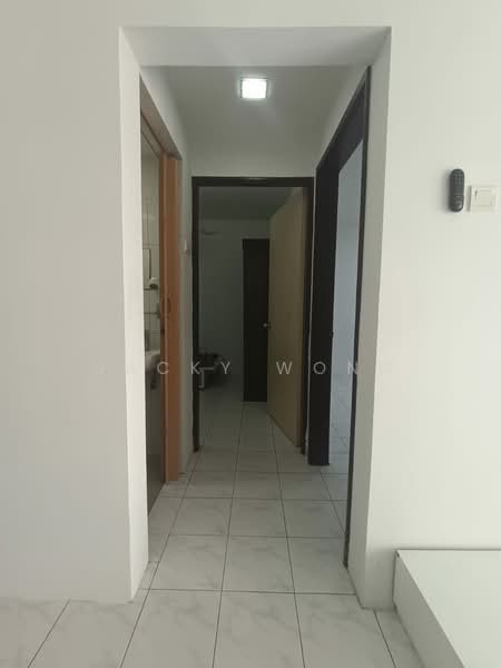 Apartment for Sale at Desa Sri Puteri B - Jacky Wong - Corridor - PropertyGuru.com.my