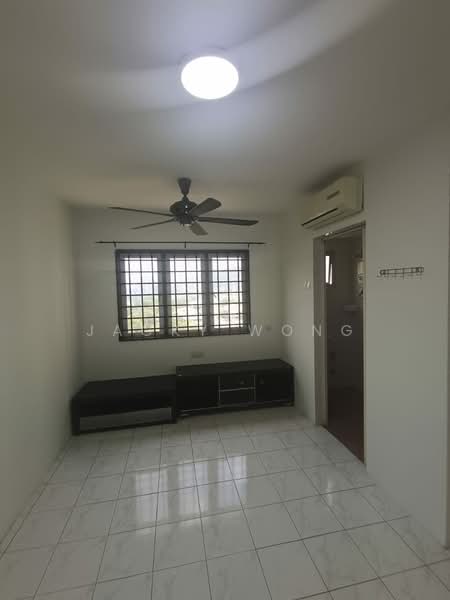Apartment for Sale at Desa Sri Puteri B - Jacky Wong - Living Room - PropertyGuru.com.my