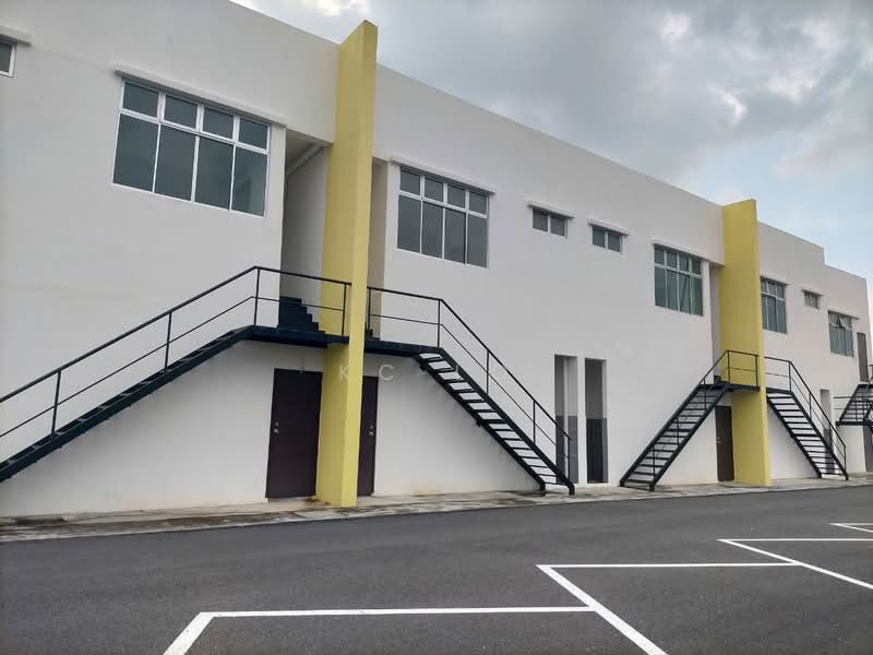 Shop for Rent in Senawang (Negeri Sembilan) - KC Lo - Exterior - PropertyGuru.com.my