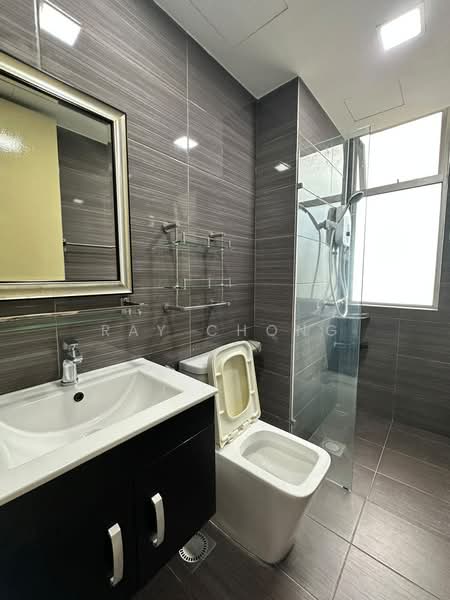 Kondominium untuk Disewa di Menjalara 18 - Ray Chong - Bathroom - PropertyGuru.com.my