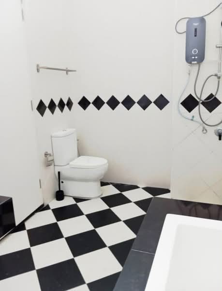 Rumah Teres 2 Tingkat untuk Disewa di Eco Majestic (Semenyih) - CK Law - Bathroom - PropertyGuru.com.my