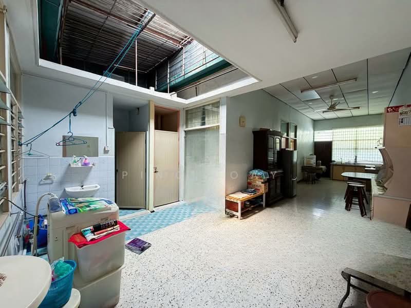 1-storey Terraced House for Sale in Jelutong (Penang) - Ping Koay - Kitchen - PropertyGuru.com.my