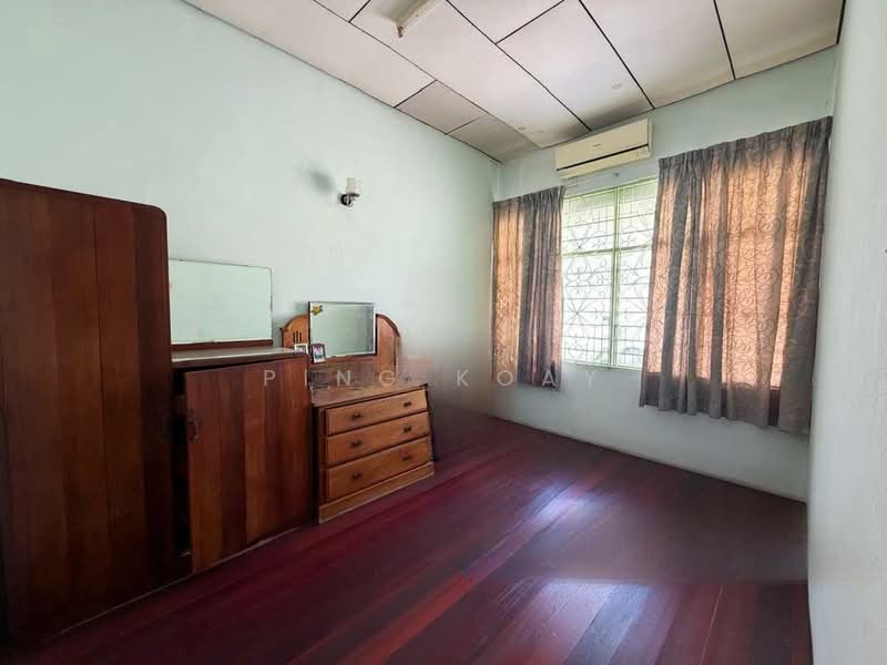 1-storey Terraced House for Sale in Jelutong (Penang) - Ping Koay - Bedroom - PropertyGuru.com.my