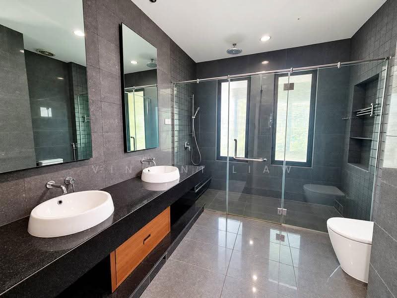 Bungalow House for Sale in Idaman Villas (Ara Damansara) - Vincent Liaw - Bathroom - PropertyGuru.com.my