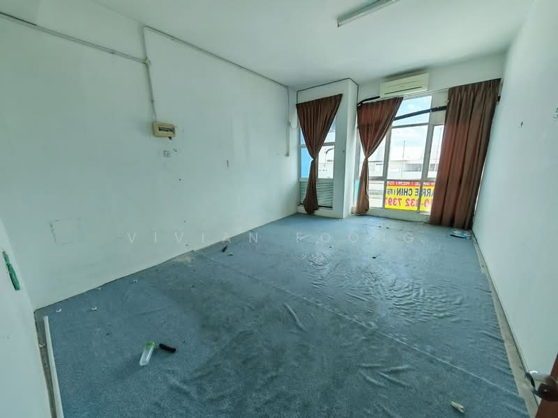 Shop for Rent in Station 18 (Ipoh) - Vivian Foong - Interior - PropertyGuru.com.my