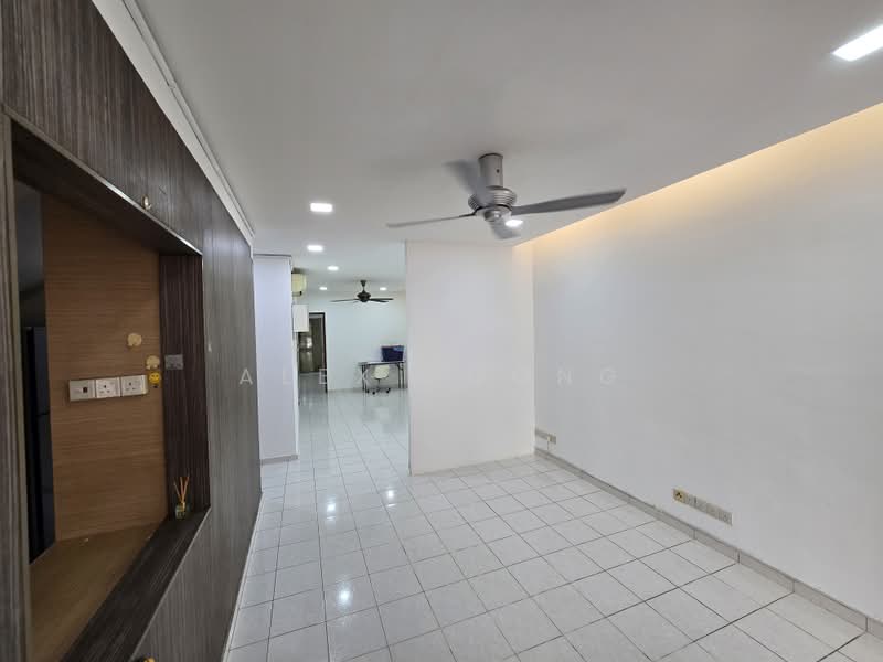 Rumah Bandar untuk Disewa di Taman Amansiara (Rawang) - Alex Foong - Living Room - PropertyGuru.com.my
