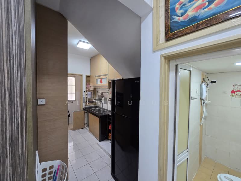 Rumah Bandar untuk Disewa di Taman Amansiara (Rawang) - Alex Foong - Kitchen - PropertyGuru.com.my