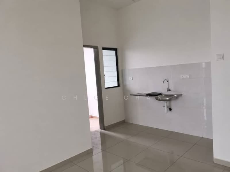 Service Residence for Sale at B11 Parkland Residence - Chloe Chan - Kitchen - PropertyGuru.com.my
