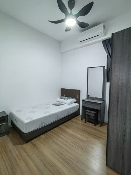 Service Residence for Sale at M Vertica - Kenji Lau - Bedroom - PropertyGuru.com.my