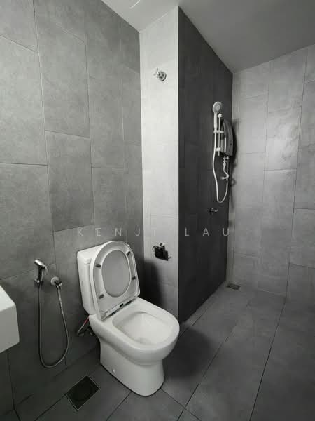 Service Residence for Sale at M Vertica - Kenji Lau - Bathroom - PropertyGuru.com.my