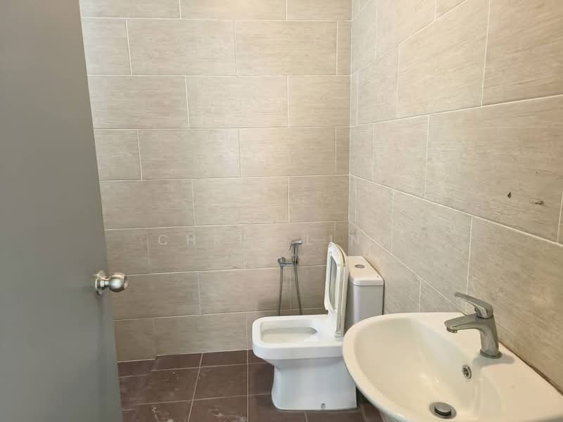 Rumah Teres 2 Tingkat untuk Disewa di Kajang 2 (Kajang) - Chris Ling - Bathroom - PropertyGuru.com.my
