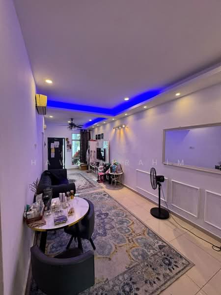 1-storey Terraced House for Sale in Shah Alam (Selangor) - Hawa Ibrahim - Living Room - PropertyGuru.com.my