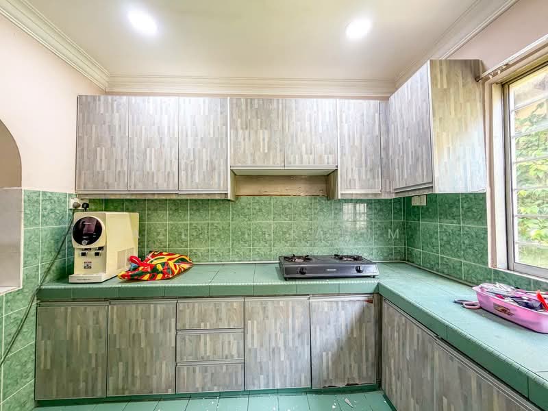 2-storey Terraced House for Sale in Seksyen 13 (Shah Alam) - Azli Ibrahim - Kitchen - PropertyGuru.com.my