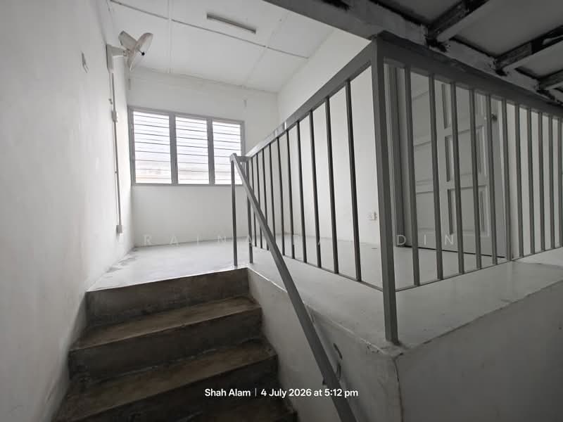 Rumah Teres 3 Tingkat untuk Disewa di Taman Sri Muda (Shah Alam) - Zuraina Rajudin - Interior - PropertyGuru.com.my