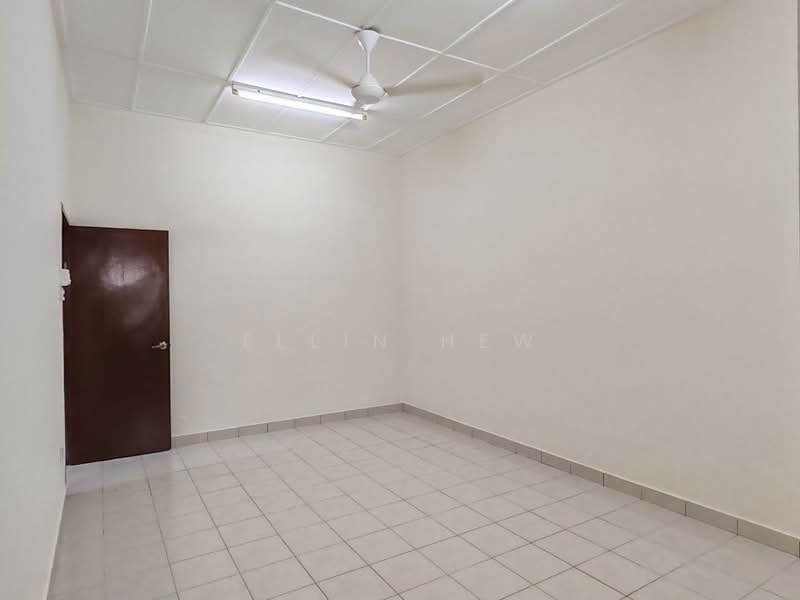 1-storey Terraced House for Sale in Ulu Tiram (Johor) - Ellin Hew - PropertyGuru.com.my
