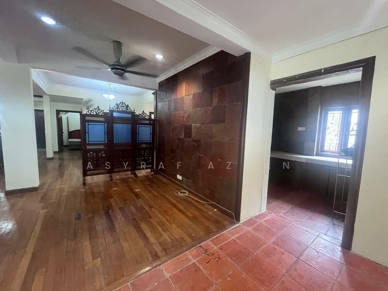 2-storey Terraced House for Sale in Pantai Dalam (Pantai) - Asyraf Azman - Living Room - PropertyGuru.com.my