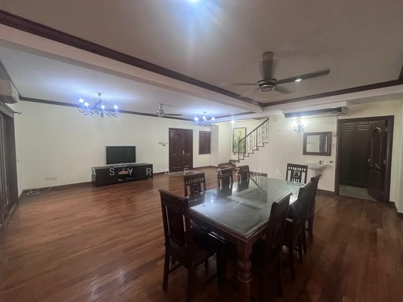 2-storey Terraced House for Sale in Pantai Dalam (Pantai) - Asyraf Azman - Dining Room - PropertyGuru.com.my