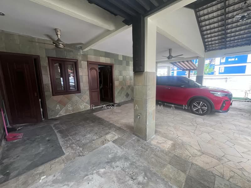 2-storey Terraced House for Sale in Pantai Dalam (Pantai) - Asyraf Azman - Exterior - PropertyGuru.com.my