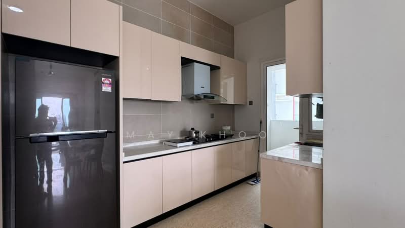 Service Residence for Sale at TriTower Residence @ Johor Bahru Sentral - May Khoo - Kitchen - PropertyGuru.com.my