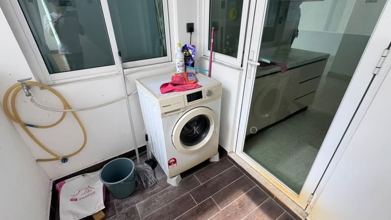 Service Residence for Sale at TriTower Residence @ Johor Bahru Sentral - May Khoo - Balcony - PropertyGuru.com.my