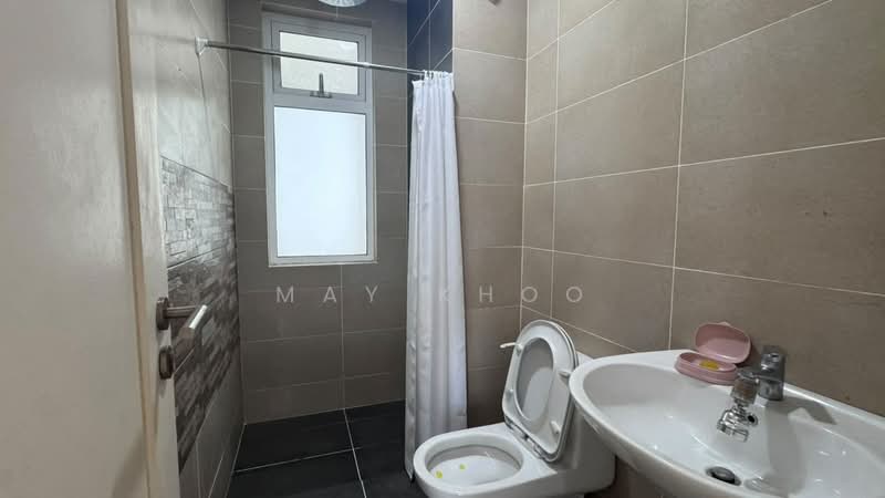 Service Residence for Sale at TriTower Residence @ Johor Bahru Sentral - May Khoo - Bathroom - PropertyGuru.com.my