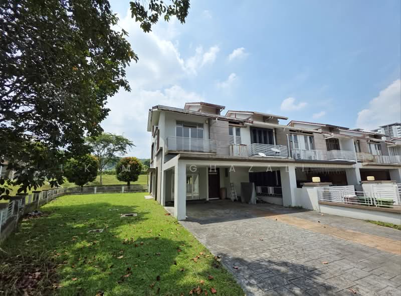2.5-storey Terraced House for Sale in Presint 16 (Putrajaya) - Kamil Ghazali - Exterior - PropertyGuru.com.my