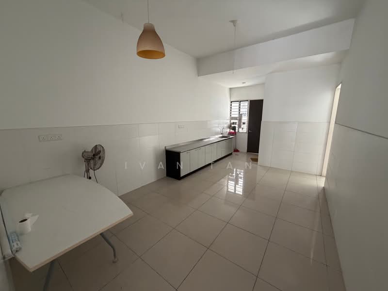 2-storey Terraced House for Sale in Alam Impian (Shah Alam) - Ivan Tan - Kitchen - PropertyGuru.com.my