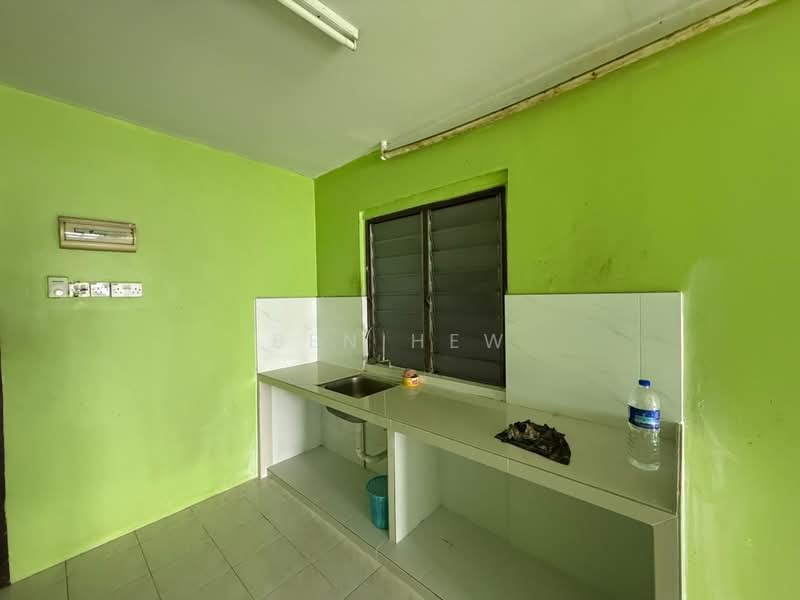 Apartment for Sale at Halaman Kenanga - Ben Hew - Kitchen - PropertyGuru.com.my