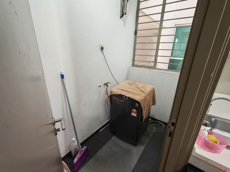 Service Residence for Rent at The Loft @ ZetaPark - Jeff Ooi - Interior - PropertyGuru.com.my